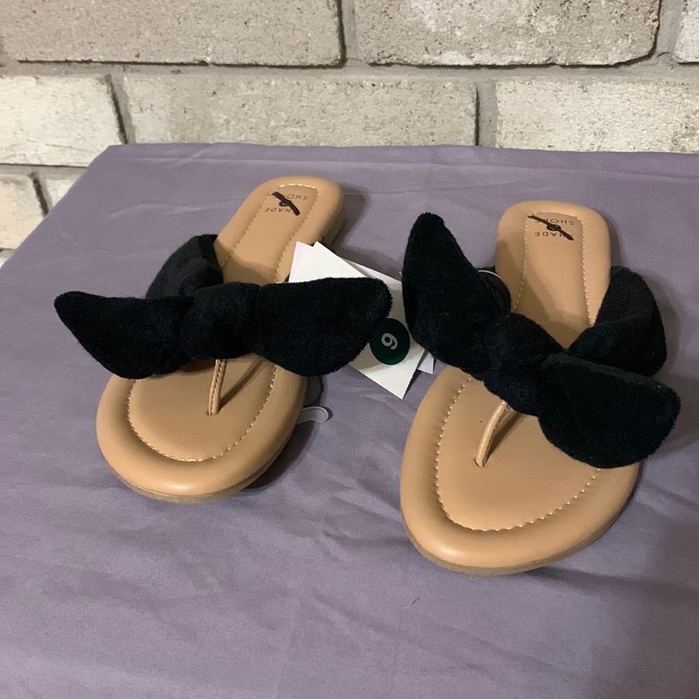 3for$20 NWT shade shore  slipper sandal size 9